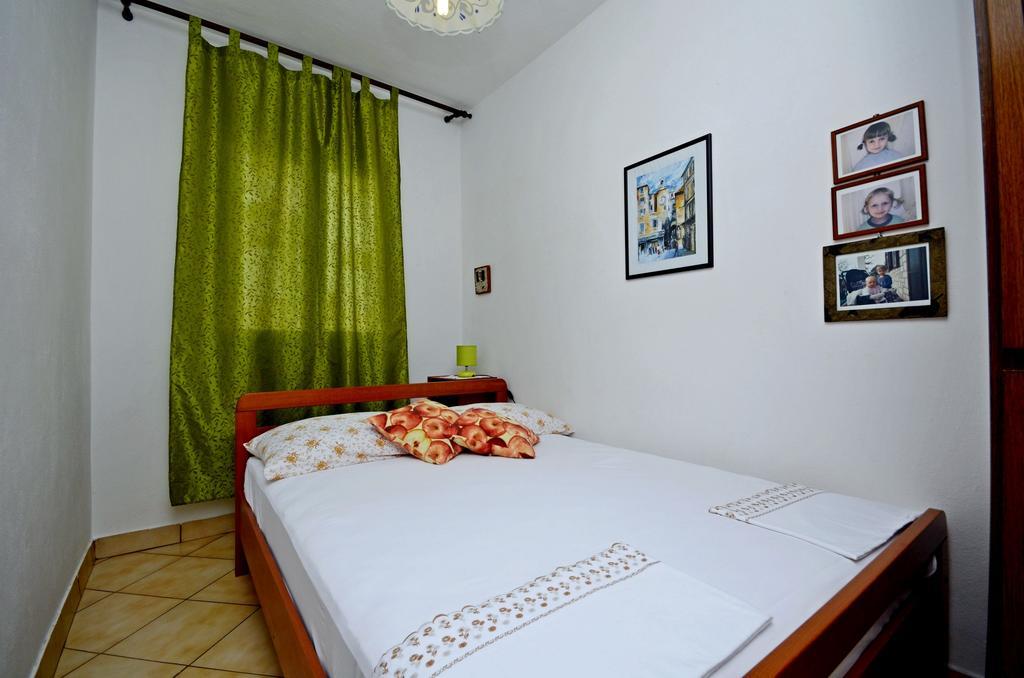 Apartments Katica Trogir Exterior photo