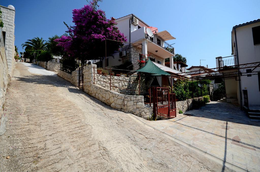 Apartments Katica Trogir Exterior photo